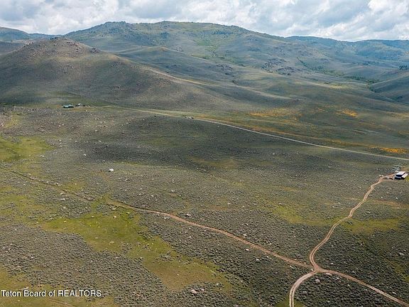 5th image of LOT 8 Chimney Butte Rd