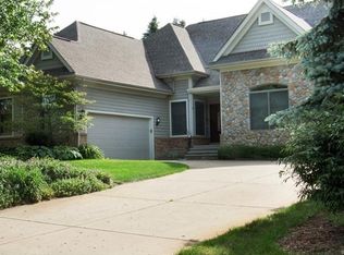 2896 Havenwood Dr, White Lake, MI