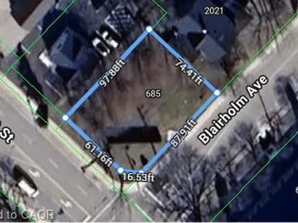 685 Brant St, Burlington, ON L7R 2H4