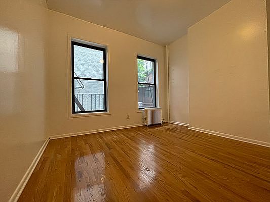 1st image of 1364 York Ave APT 3