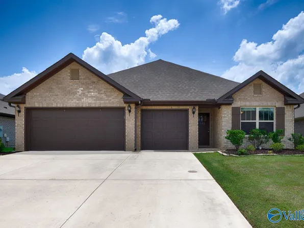 102 Barlow Way, Owens X Rds, AL 35763