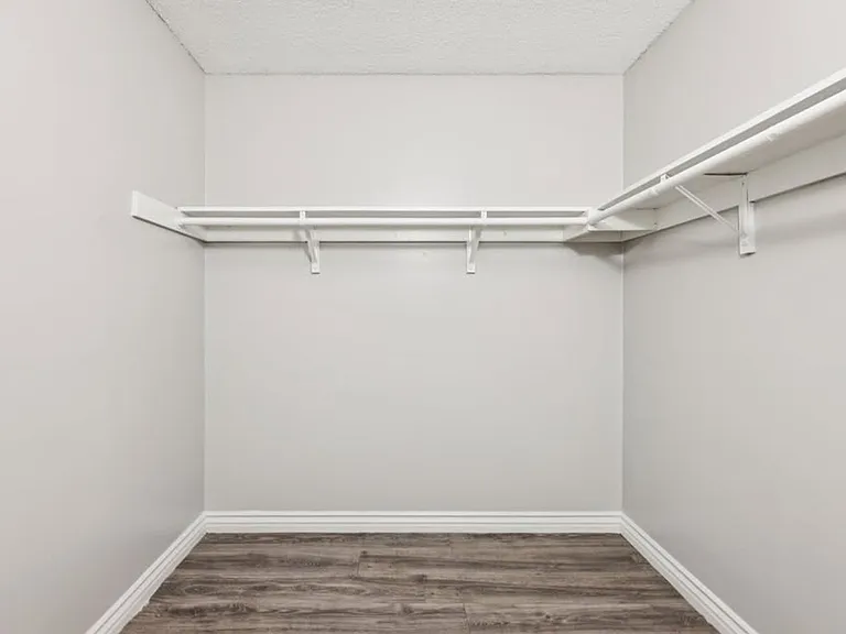 Glen Forest Apartments — Photo 8