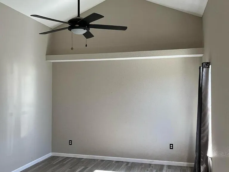 7548 Plaza Taurina Dr — Photo 18
