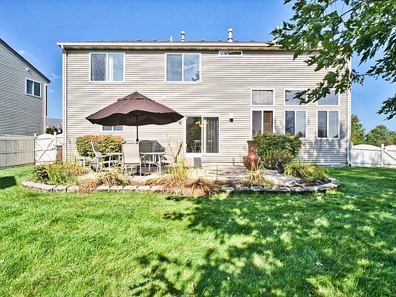 4th image of 13101 W Douglas Ct