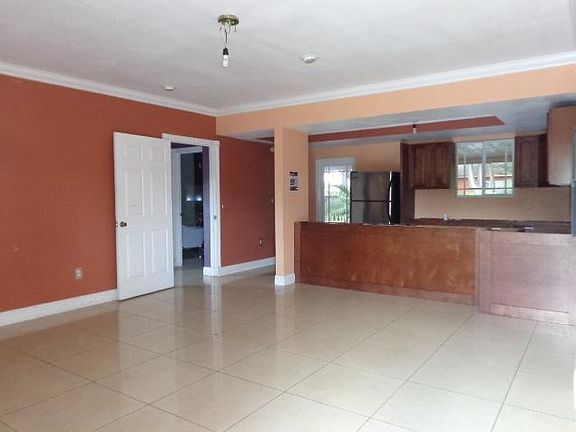 3rd image of 4089 NW 163rd St