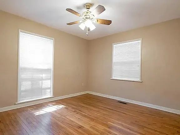5th image of 924 Cumberland St #B
