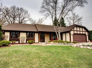 6908 W 82nd St, Minneapolis, MN 55438