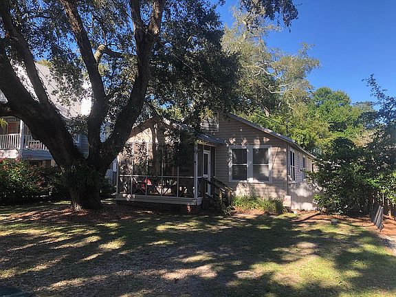 3rd image of 608 Sea Breeze Dr