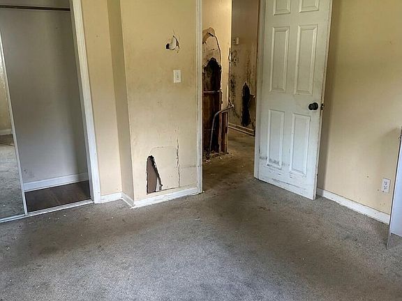 5th image of 44161 LEE Drive