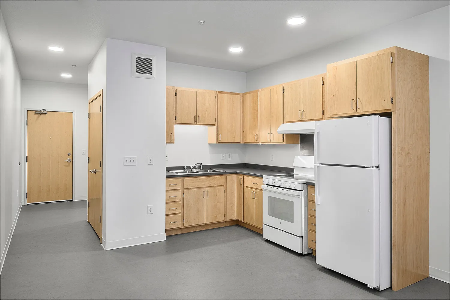 3301 Nicollet — Photo 2