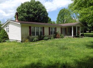 1182 Grassy Lick Rd, Mount Sterling, KY 40353