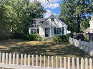 43 Summit Rd, Riverside, CT 06878