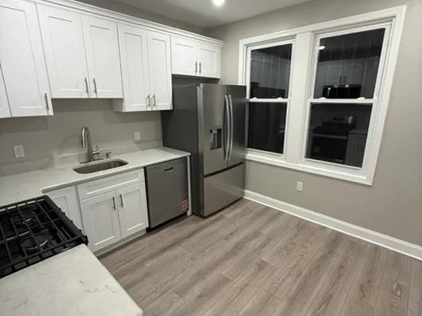 218 Dwight Street image 1 of 12