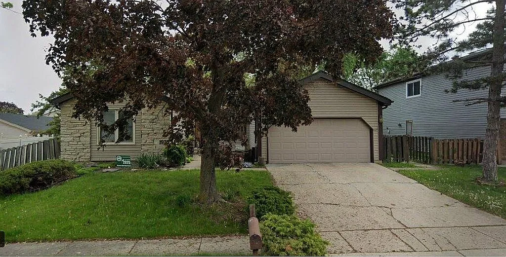 1973 Towner Ln photo 1