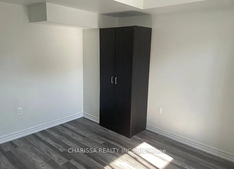 79 William Fair Dr #BASEMENT — Photo 5