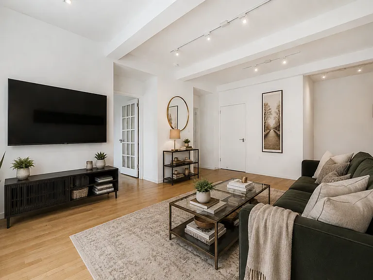 234 Skillman Ave #2E — Photo 2