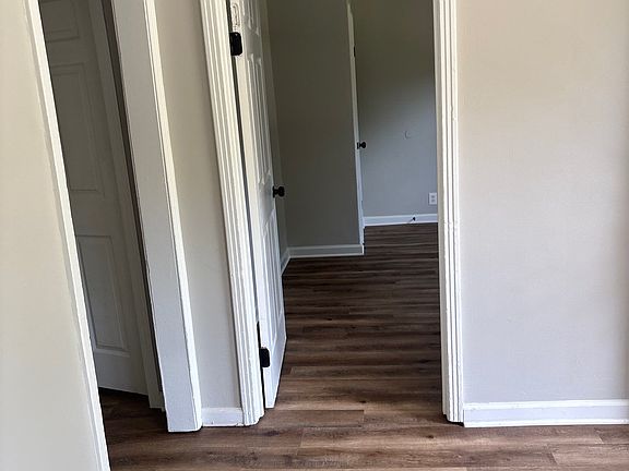 5th image of 920 N Monroe Ave #1