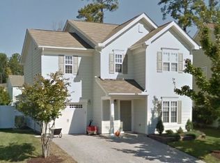 717 Hewespoint Ct, Cary, NC 27519