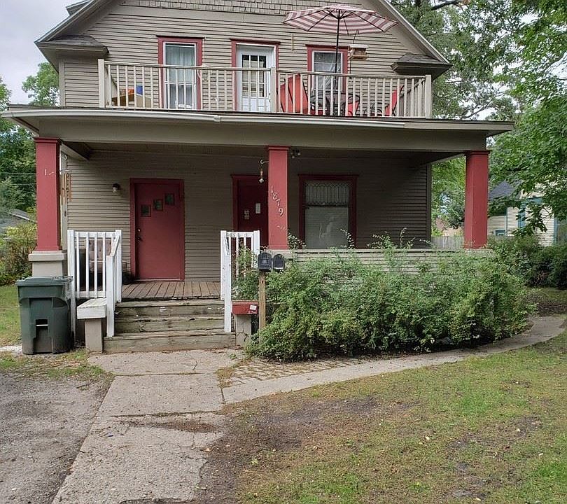 1st image of 1879 Jefferson St #1
