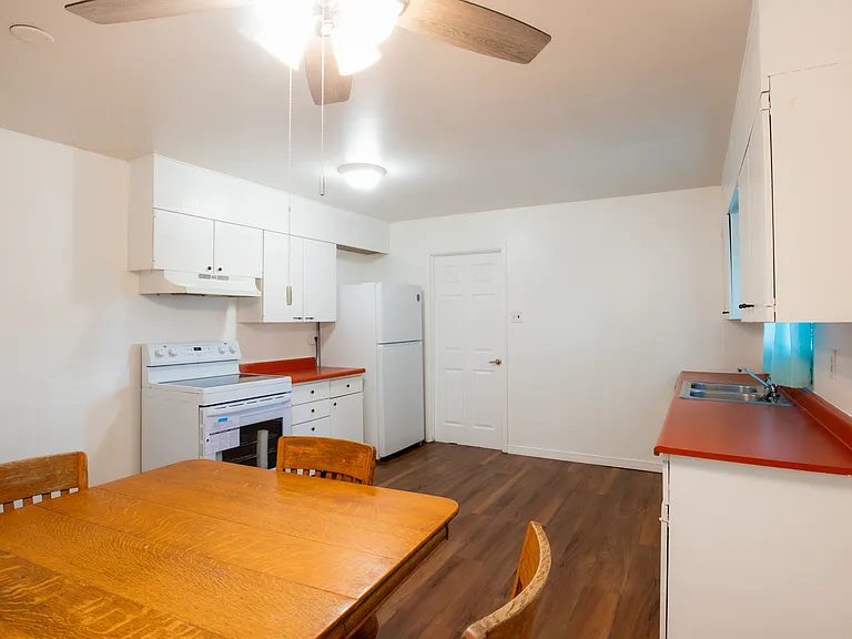 1633 Stull Dr — Photo 11