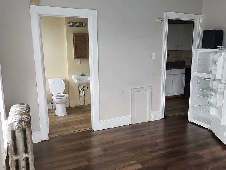 55 S Penn St #3 — Photo 3