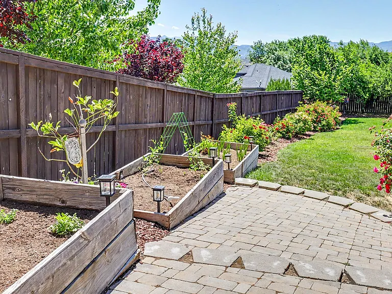 4432 Vista Pointe Dr — Photo 4