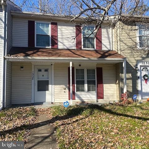 1st image of 1528 Pin Oak Dr