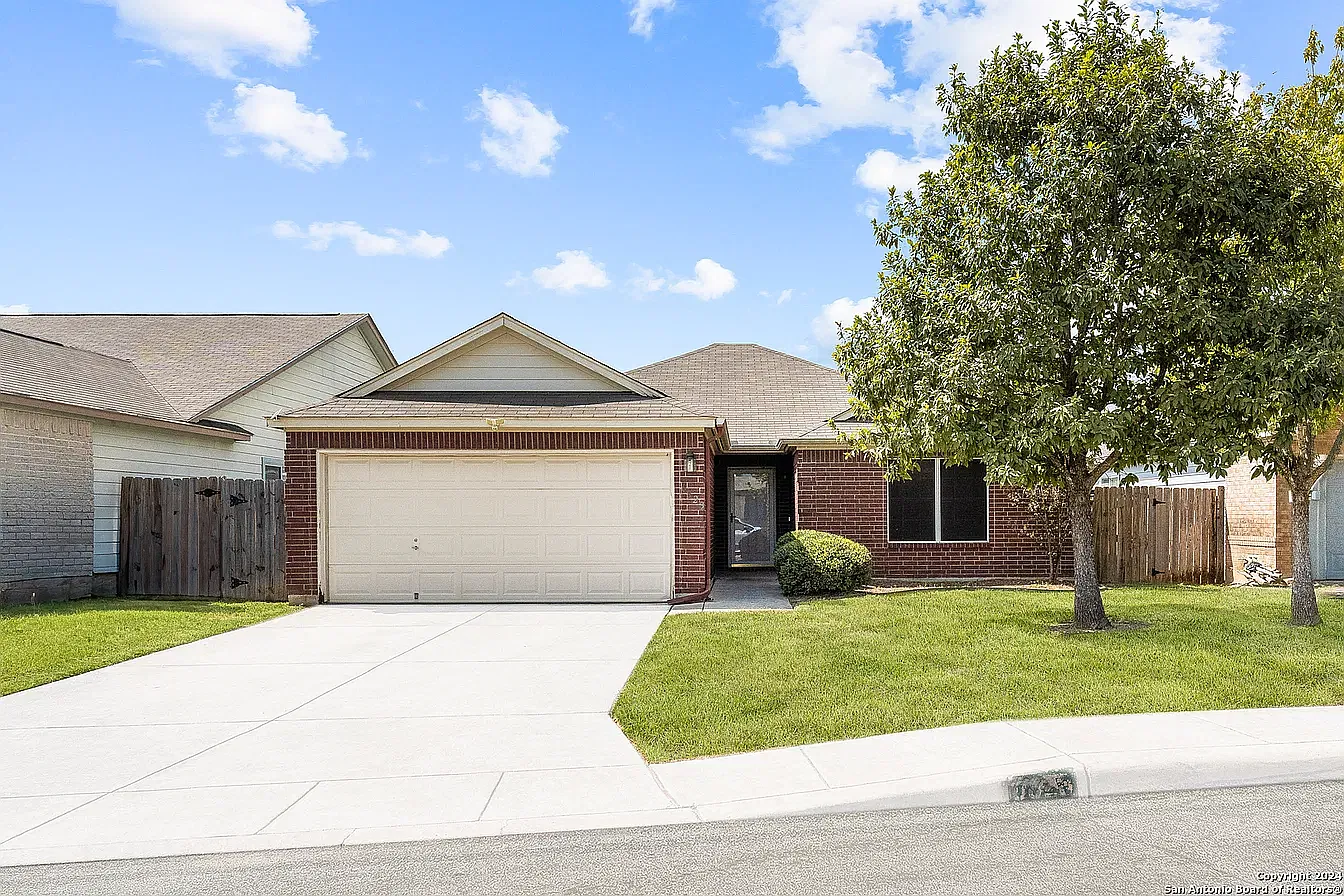 3 bed, 1693 sqft, $700 — Photo 2