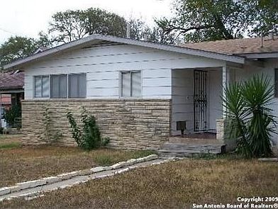 1st image of 243 E Ligustrum Dr