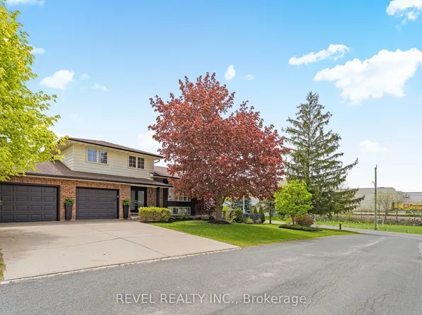 9 High Crest Ln W, Woolwich, ON N0B 2N0