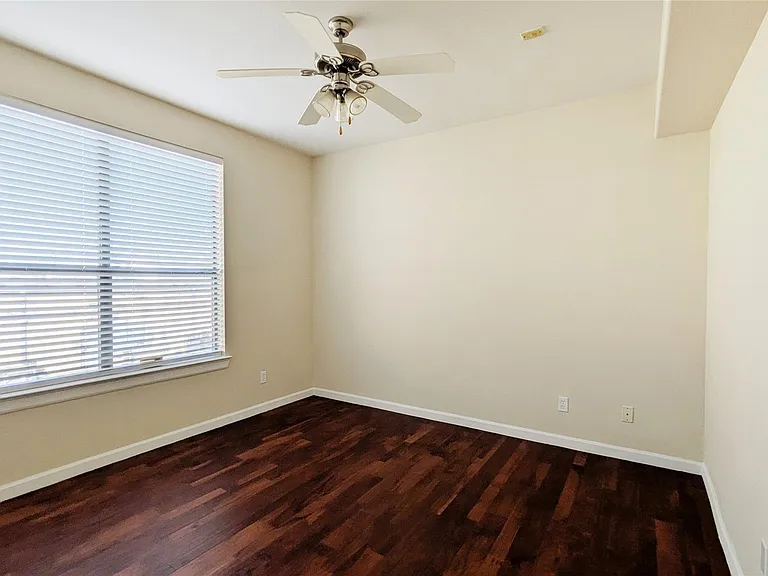 6611 W Sam Houston Pkwy S #2G — Photo 12