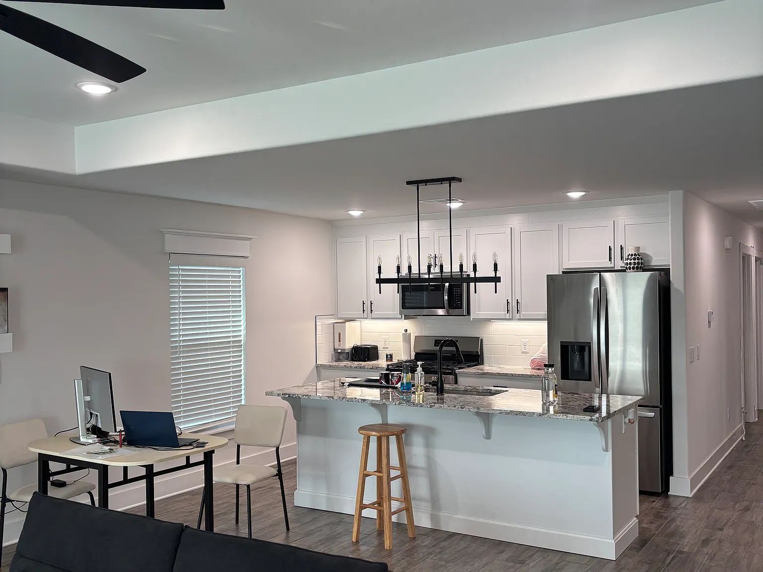 3 bed, 1692 sqft, $1,995 — Photo 4