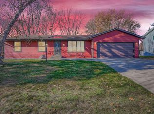 1054 Legion St S, Shakopee, MN 55379