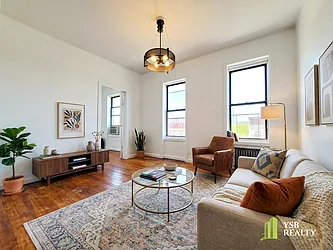 332 Vernon Avenue, #11