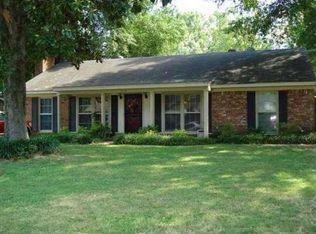 313 Lafayette St, Senatobia, MS 38668