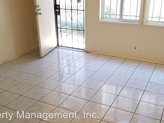 4th image of 21141 S Santa Fe Ave #B