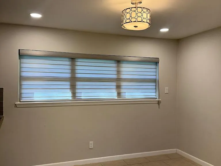 155 Robins Ln — Photo 19