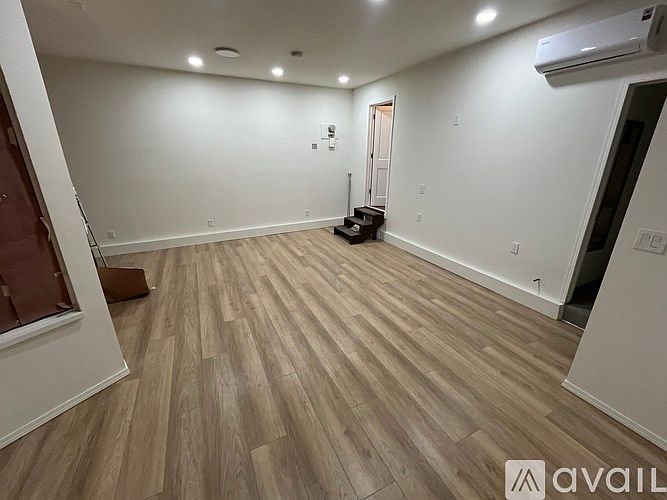 1st image of 1267 Cypress Ave