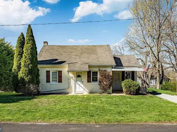 3813 Norwood Ave, Downingtown, PA 19335