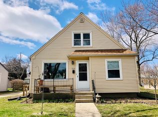 3209 N 89th St, Milwaukee, WI 53222