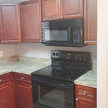 3rd image of 2331 Christy Ln