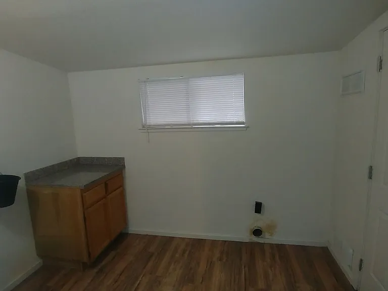 149-153 S Lincoln St — Photo 9