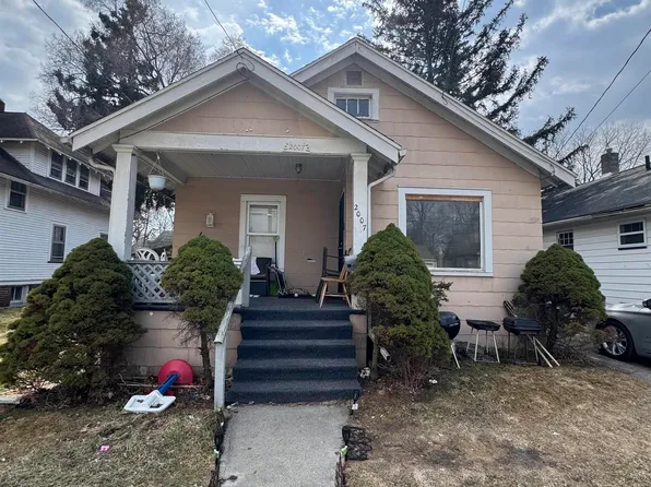 2007 W Genesee Ave, Saginaw, MI 48602