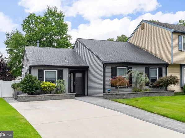 102 Weybridge Ct, Wenonah, NJ 08090