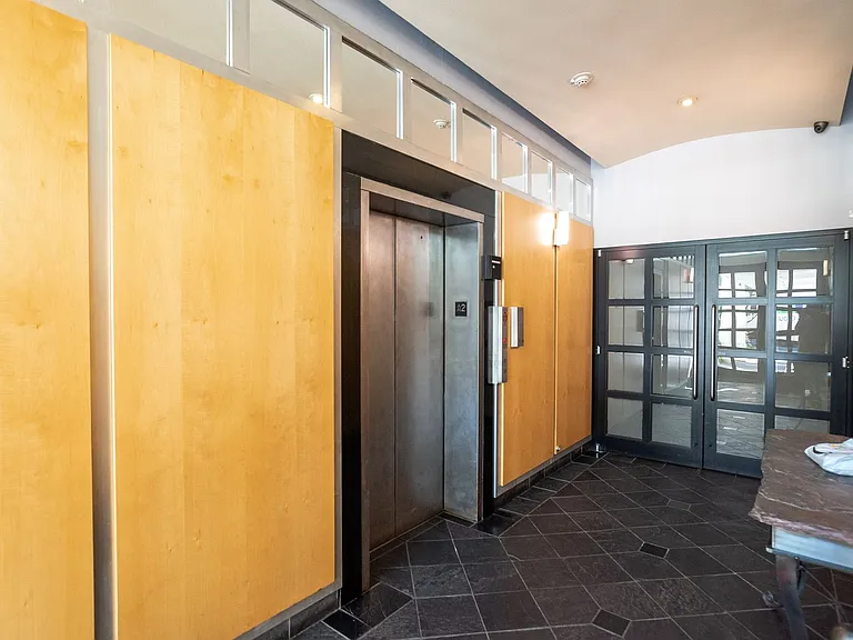 1000 Union St #110 — Photo 8