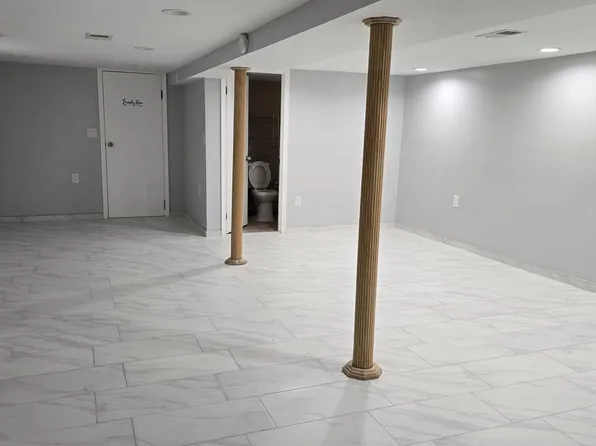 120 West 13th Street image 11 of 16