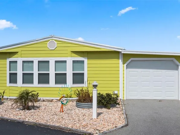 250 Seabreeze Dr, Flagler Beach, FL 32136