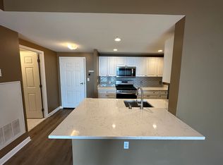 2726 Gallows Rd APT 1317, Vienna, VA 22180