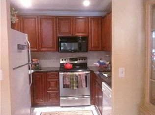 275 Flanders Park #F, Delray Beach, FL 33484