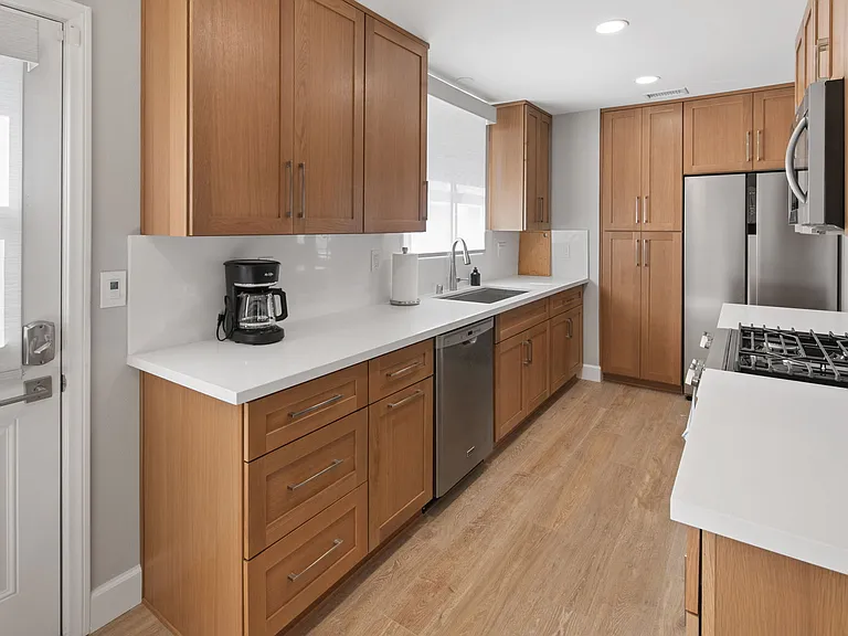 1648 El Prado Ave — Photo 17